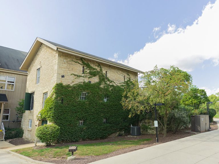 Campus Tour Timberline Knolls